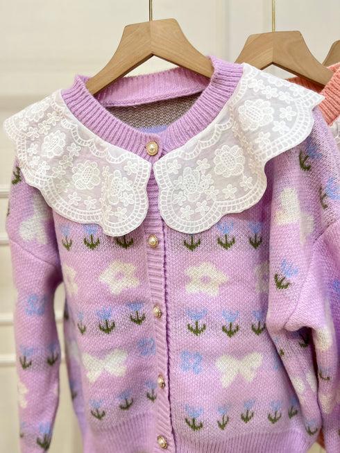 Winter Printed Lacey Collar Sweater